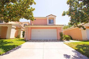 25804 Dickens Ct in Stevenson Ranch, CA - Building Photo