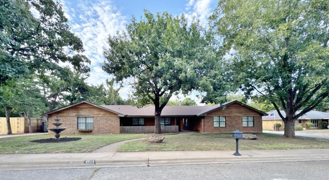 4514 Shady Ln in Wichita Falls, TX - Building Photo
