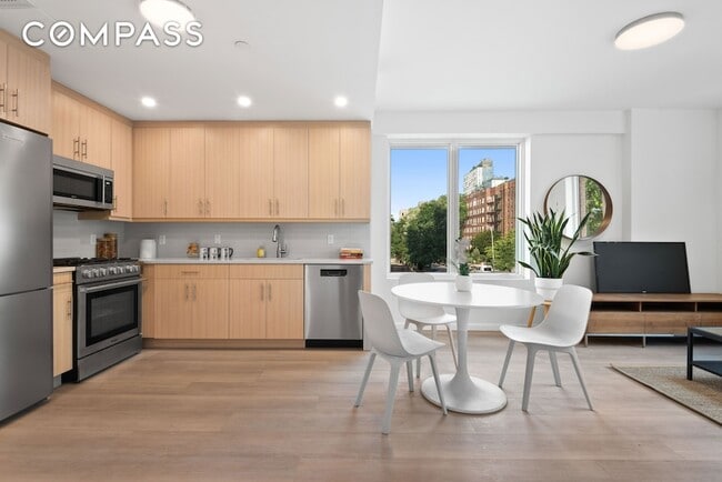 1 Lenox Rd in Brooklyn, NY - Building Photo - Building Photo