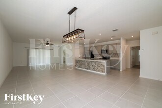 5007 Vellacito Way in Davenport, FL - Building Photo - Building Photo