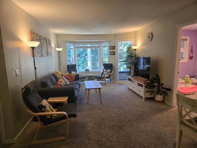 2700 McCallum Rd, Unit 213