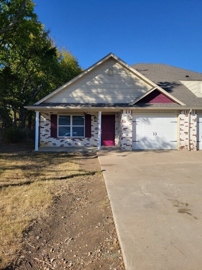 2104 21st St N Rentals in Claremore, OK