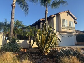 17571 Cabela Dr in San Diego, CA - Building Photo - Building Photo