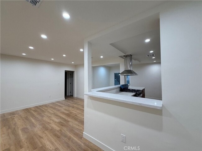 property at 11104 Oxnard St