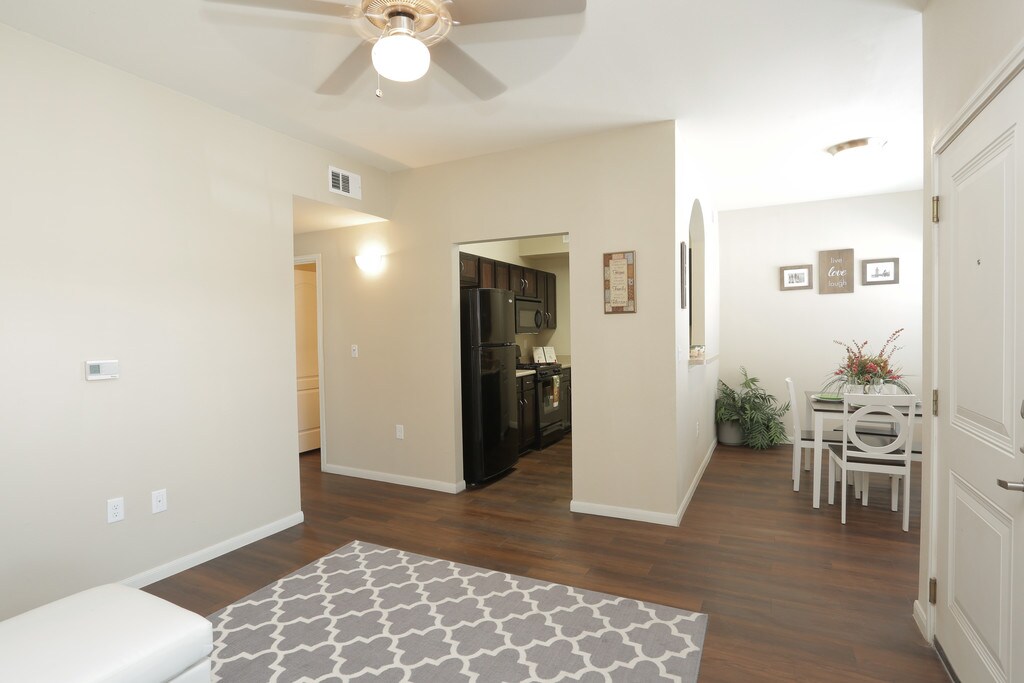 La Hacienda at Villa Victoria San Elizario, TX Apartments