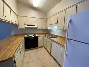 2362 Hartsfield Way in Tallahassee, FL - Building Photo - Building Photo
