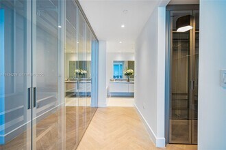 700 NE 26th Terrace in Miami, FL - Building Photo - Building Photo