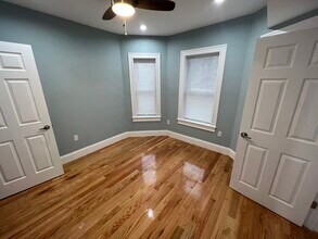 15 Harold St, Unit 1 in Somerville, MA - Building Photo - Building Photo