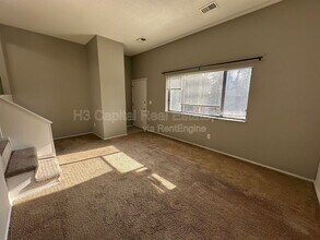 102 Woodhenge Dr in Collinsville, IL - Building Photo - Building Photo