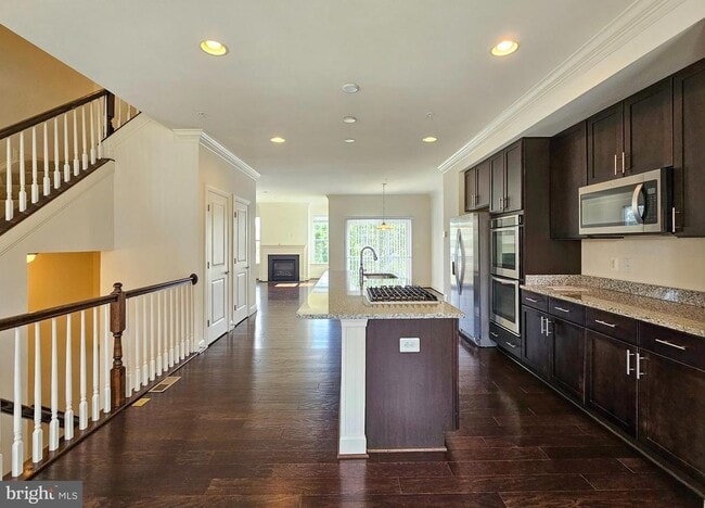 405 Bright Star Path in Pasadena, MD - Building Photo - Building Photo