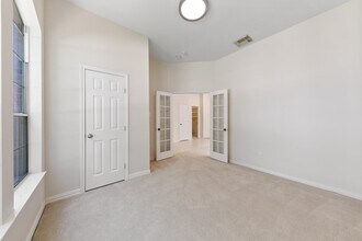 16027 Belleshire Ln in Houston, TX - Building Photo - Building Photo