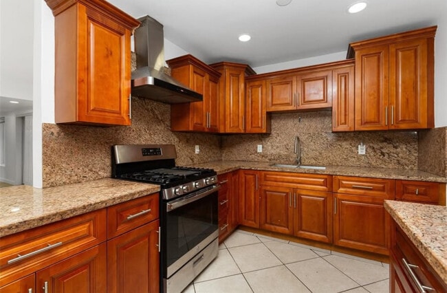 251 NW 110th St in Miami, FL - Building Photo - Building Photo