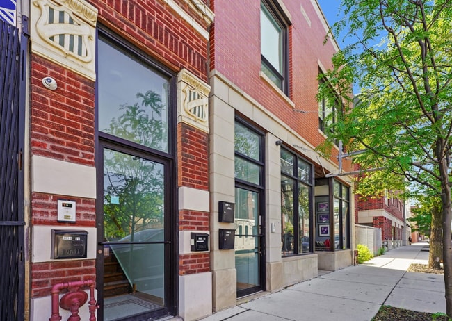 property at 3048 N Milwaukee Ave