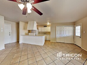 3833 O'Hare Dr in Mesquite, TX - Building Photo - Building Photo