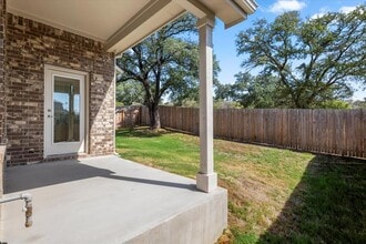 1425 Cole Ests Dr in Georgetown, TX - Building Photo - Building Photo