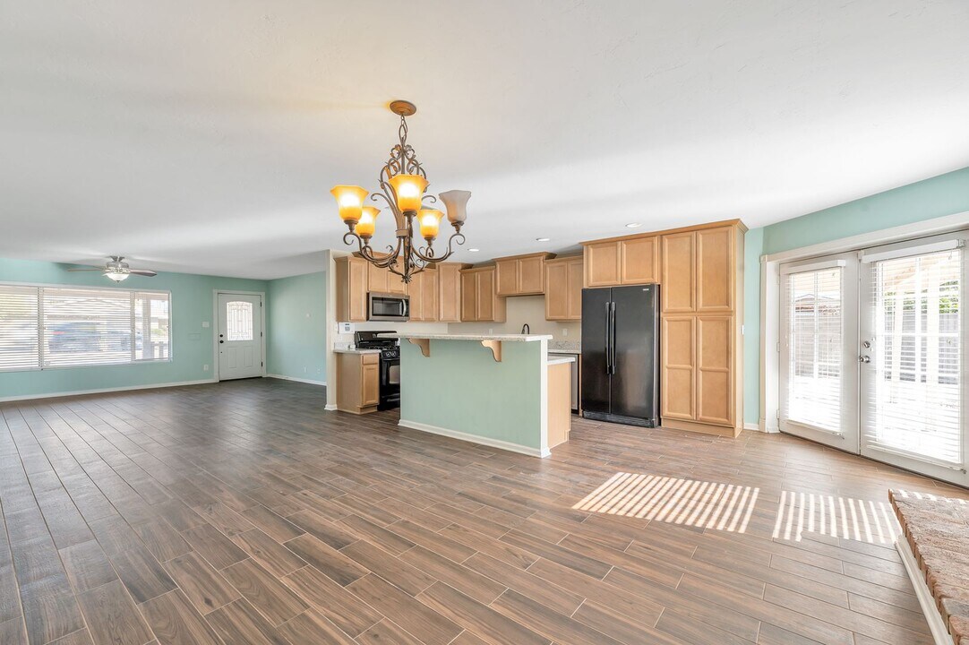 8707 E Chaparral Rd in Scottsdale, AZ - Building Photo