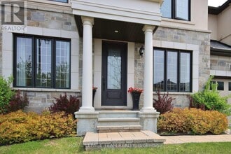 321 Trestle St in Ottawa, ON - Building Photo - Building Photo