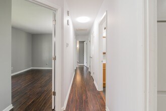1601 Sansberry Rd in Charlotte, NC - Building Photo - Building Photo