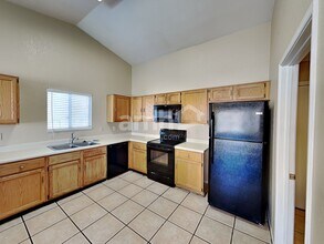 9915 E Paseo Juan Tabo in Tucson, AZ - Building Photo - Building Photo