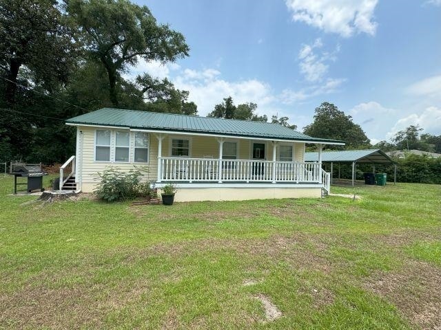 3005 Luther Hall Rd in Tallahassee, FL - Foto de edificio - Building Photo
