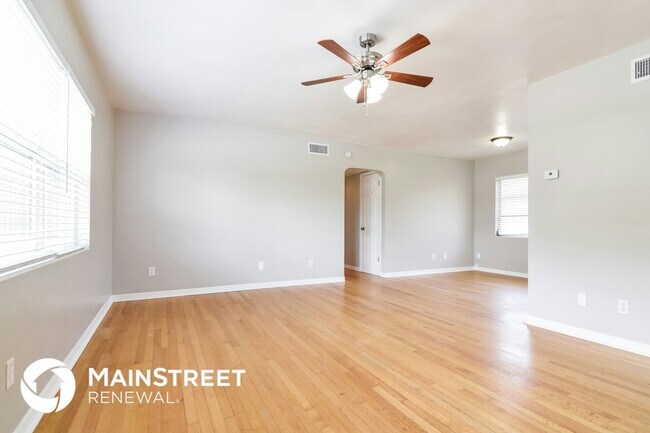 1354 Whitacre Dr in Clearwater, FL - Building Photo - Building Photo