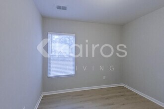 5029 Old Magnolia Ln in Beech Island, SC - Foto de edificio - Building Photo