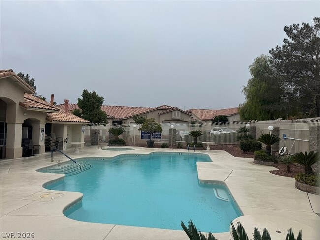 property at 3400 Wexford Ln