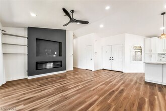 130 Weatherstone Dr in Henderson, NV - Building Photo - Building Photo