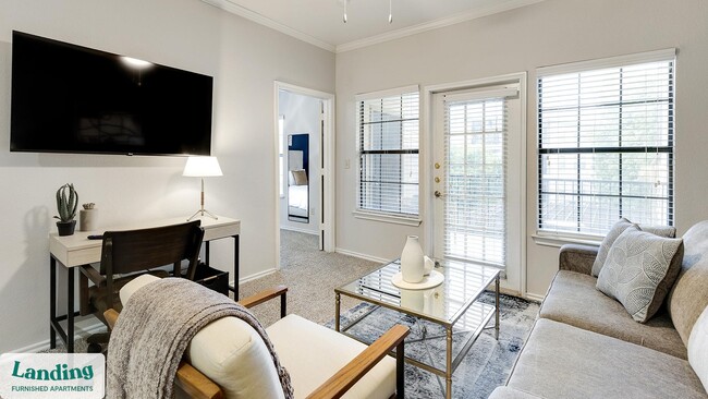 165 Forestbrook Dr in Lewisville, TX - Foto de edificio - Building Photo