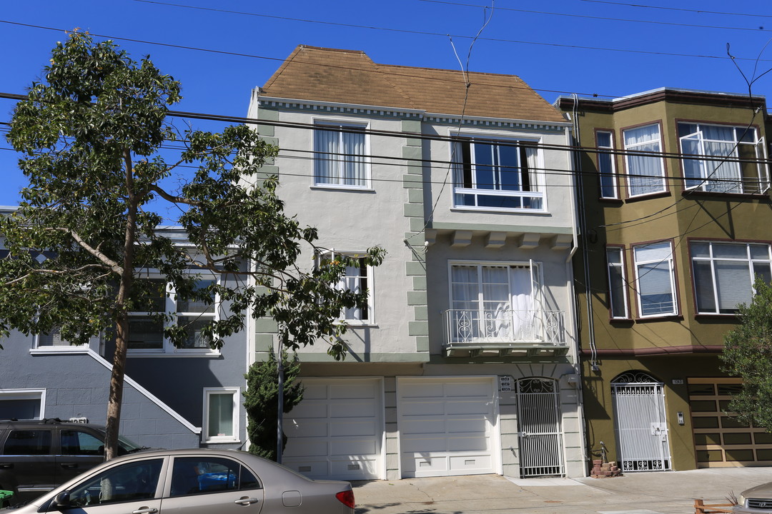 1245 14th Ave in San Francisco, CA - Building Photo