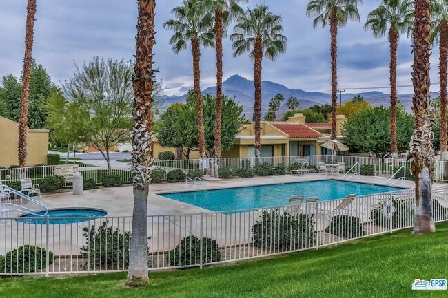 property at 6723 Greenwood Cir