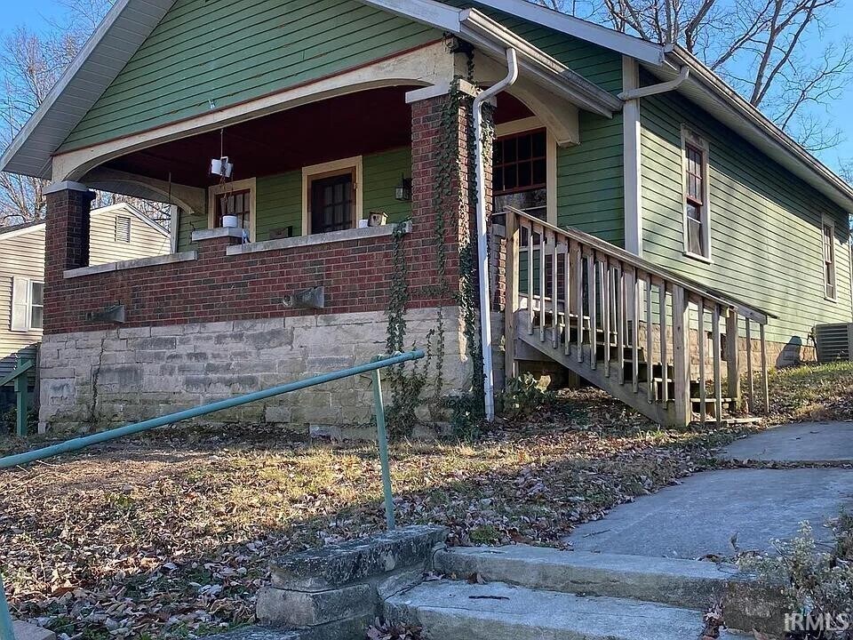 313 W 14th St in Bloomington, IN - Building Photo