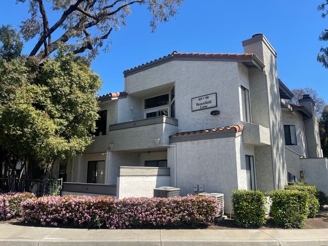 property at 68 Brownfield Ln