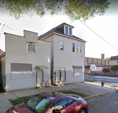 property at 4800 S Winchester Ave