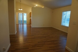 727 N Pointe Dr in Twin Falls, ID - Building Photo - Building Photo