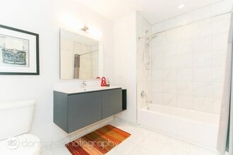 805 N La Salle Dr in Chicago, IL - Building Photo - Building Photo