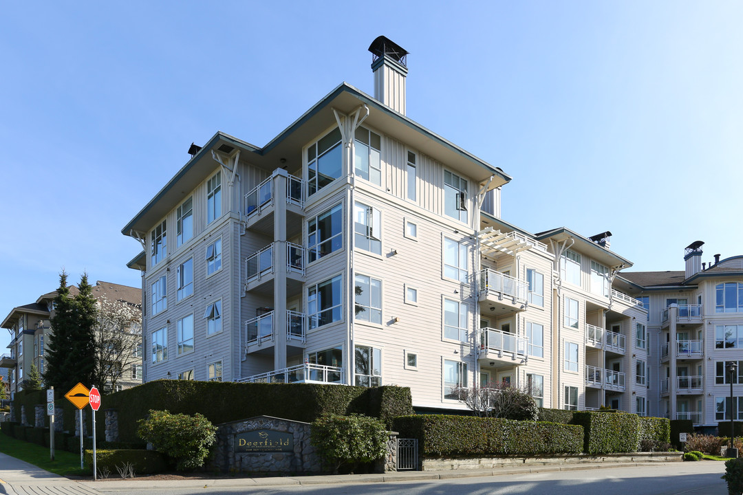 3608 Deercrest Dr in North Vancouver, BC - Building Photo