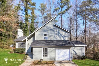 1600 Pin Oak Ln SE, Unit G302 in Conyers, GA - Building Photo - Building Photo