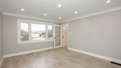 144 Brentwood Dr in Hamilton, ON - Building Photo - Building Photo