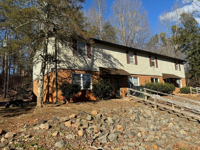 137 Woodland Dr