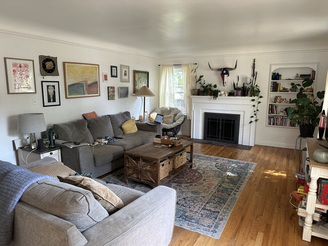 1392 Reed St in Lakewood, CO - Building Photo - Building Photo