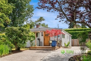 4847 S Kenny St in Seattle, WA - Building Photo