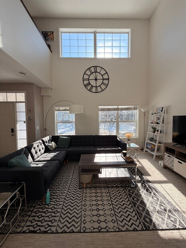 property at 515 W 84th St