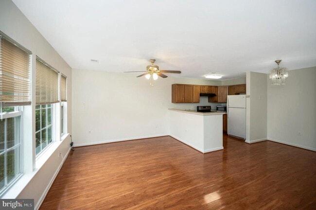 8167 Cockburn Ct in Lorton, VA - Building Photo - Building Photo