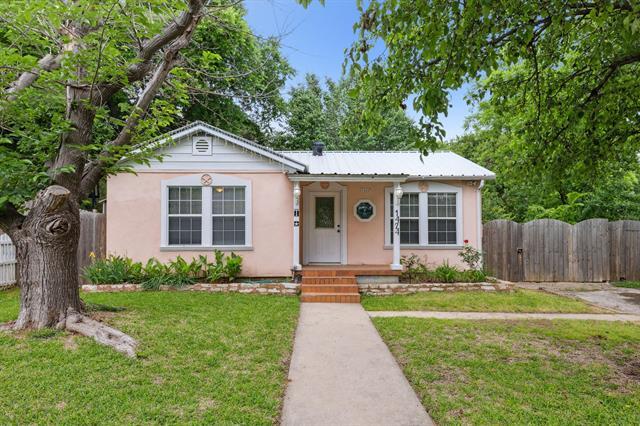 property at 1424 Knight St