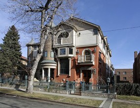 1022 Pearl St in Denver, CO - Foto de edificio - Building Photo