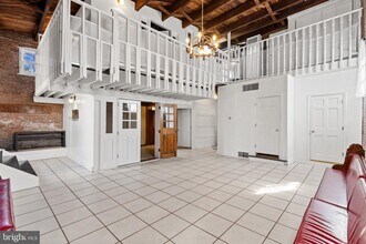337 E Hamburg St in Baltimore, MD - Building Photo - Building Photo