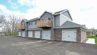 Lakeside Estates Apartments in Beaver Dam, WI - Building Photo - Building Photo