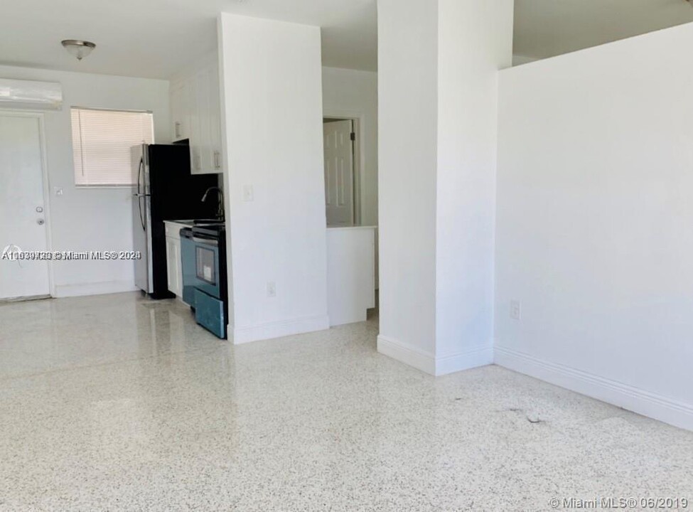 150 NW 78th St, Unit 1 in Miami, FL - Building Photo