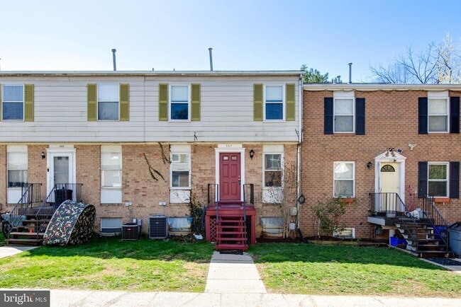 property at 557 W Diamond Ave